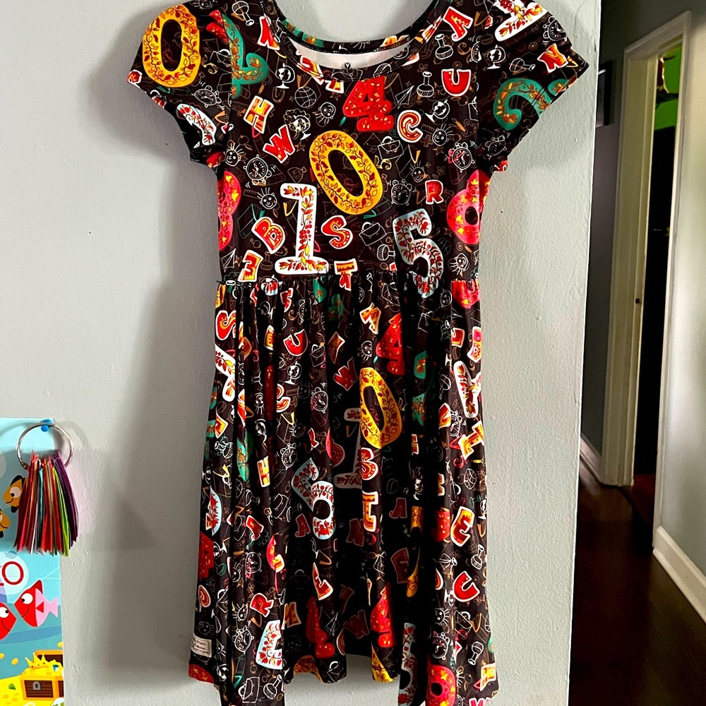 Girl dress